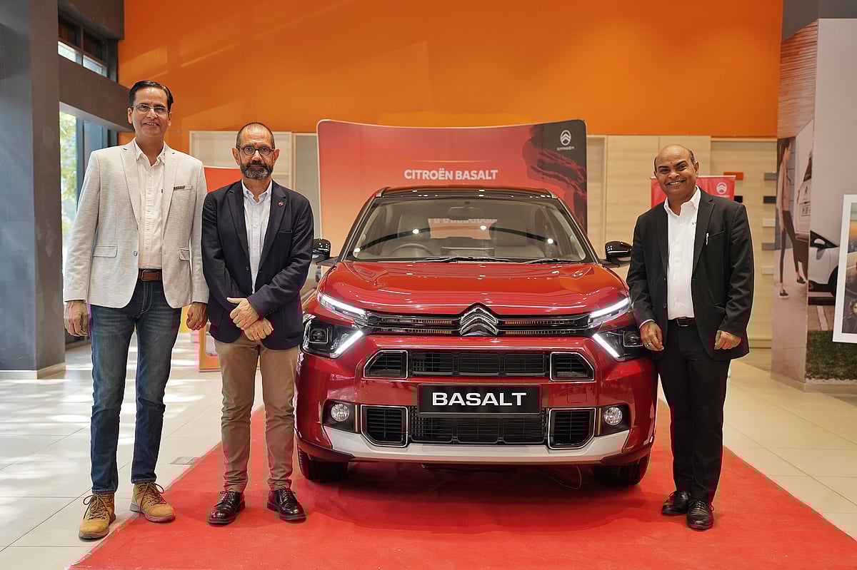 (From L to R) Shishir Mishra Citroën Brand Director with Theirry Koskas, Citroen Brand CEO & Shailesh Hazela, MD & CEO Stellantis India with the all-new Basalt SUV Coupe